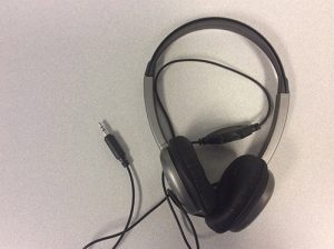 headphones (without microphone)